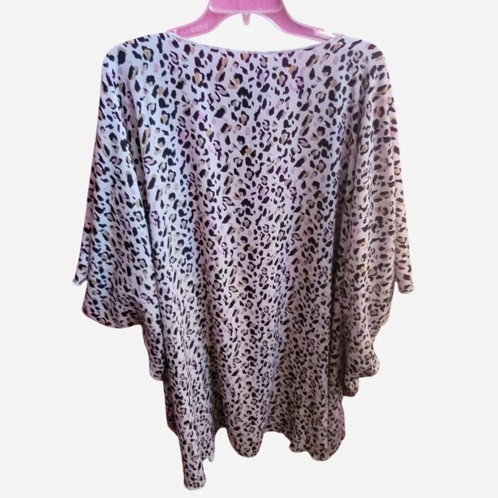 Pink and black leopard print kimono